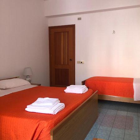 Hotel Ariston Isola di Ustica Екстер'єр фото