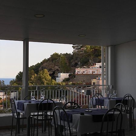 Hotel Ariston Isola di Ustica Екстер'єр фото